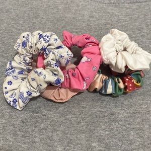 Homemade scrunchie hair ties